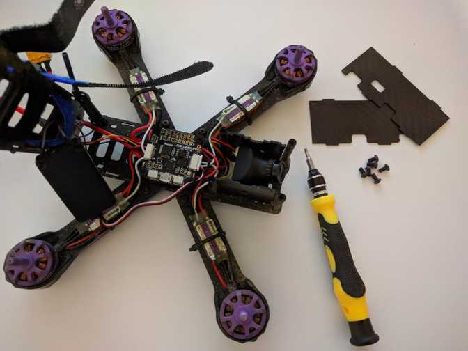 How to add a buzzer to the Eachine Wizard x220